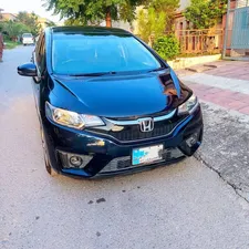 Honda Fit 1.5 Hybrid F Package 2016 for Sale