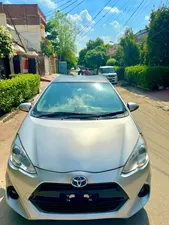 Toyota Aqua 2015 for Sale