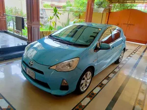 Toyota Aqua S 2013 for Sale