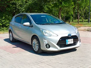 Toyota Aqua S 2015 for Sale