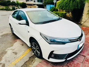 Toyota Corolla Altis CVT-i 1.8 2019 for Sale