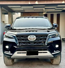 Toyota Fortuner 2.7 V 2021 for Sale