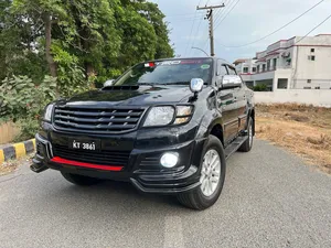 Toyota Hilux D-4D Automatic 2012 for Sale