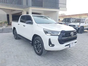 Toyota Hilux Revo V Automatic 2.8 2021 for Sale