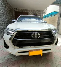 Toyota Hilux Revo V Automatic 2.8 2021 for Sale