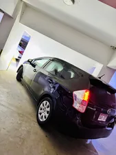 Toyota Prius G 1.8 2013 for Sale