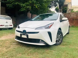 Toyota Prius S 2021 for Sale