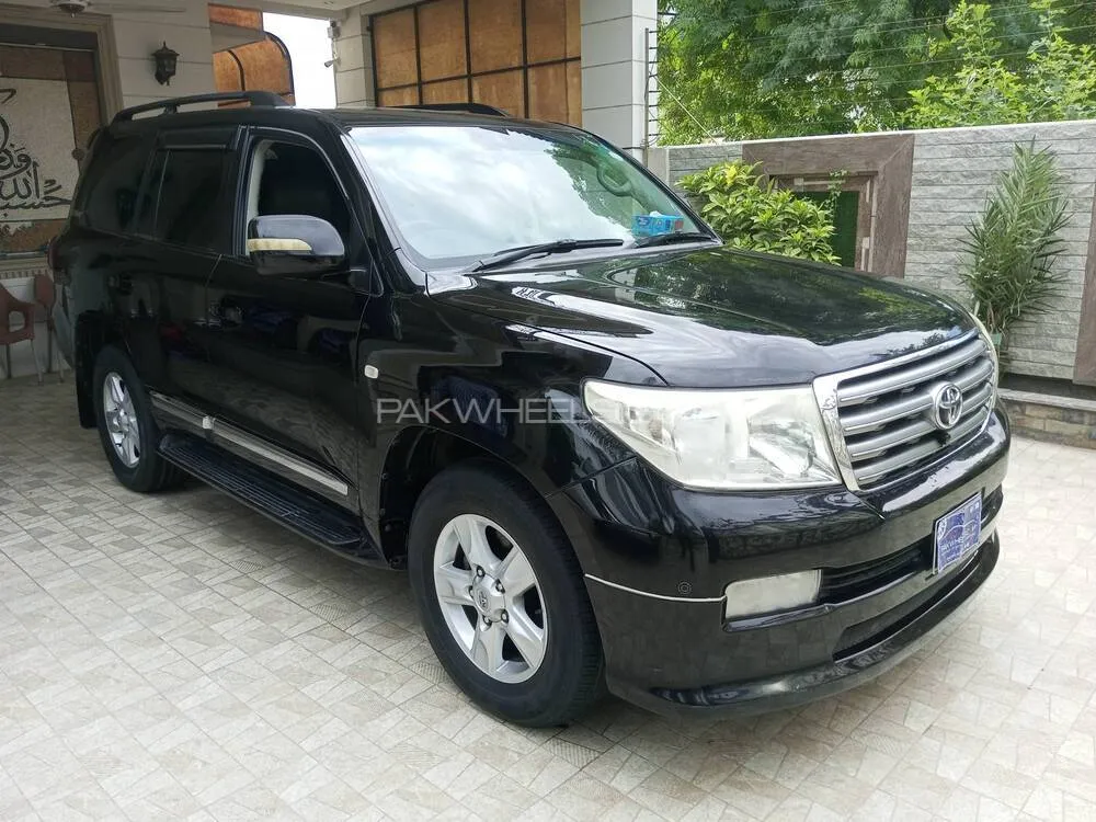 Toyota Land Cruiser 2010 for Sale in Lahore Toyota Land Cruiser 2010 for Sale in Lahore Image-2