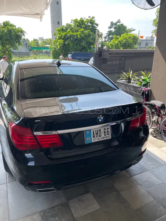 BMW 7 Series 2009 for Sale in Lahore BMW 7 Series 2009 for Sale in Lahore Image-9