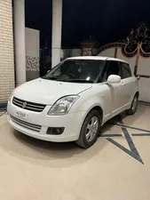 Suzuki Swift DLX 1.3 2013 for Sale