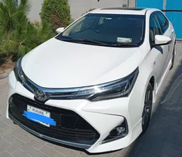 Toyota Corolla Altis Grande X CVT-i 1.8 Beige Interior 2021 for Sale