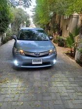 Toyota Corolla Axio Hybrid 1.5 2014 for Sale