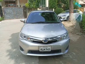 Toyota Corolla Axio Hybrid 1.5 2015 for Sale