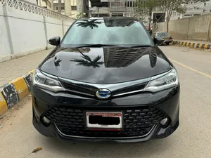 Toyota Corolla Axio Hybrid 1.5 2017 for Sale