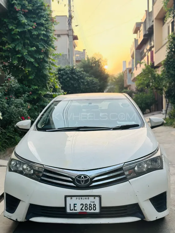 Toyota Corolla 2016 for Sale in Lahore Image-1