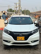 Honda Vezel Hybrid Z 2015 for Sale