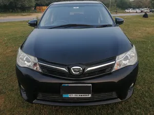 Toyota Corolla Fielder Hybrid G  WB  2014 for Sale