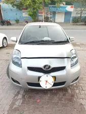 Toyota Vitz F 1.3 2007 for Sale