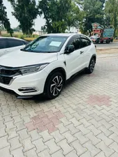 Honda Vezel Hybrid RS Honda Sensing  2018 for Sale