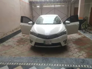 Toyota Corolla Altis Automatic 1.6 2016 for Sale