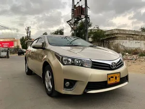 Toyota Corolla Altis CVT-i 1.8 2014 for Sale