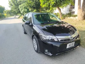 Toyota Corolla Fielder Hybrid 2014 for Sale