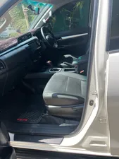 Toyota Hilux Revo V Automatic 2.8 2019 for Sale