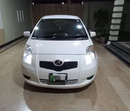 Toyota Vitz B Intelligent Package 1.0 2006 for Sale