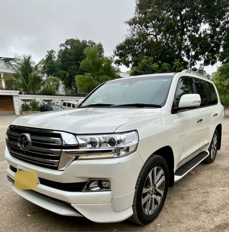 Toyota Land Cruiser 2018 for Sale in Karachi Image-1