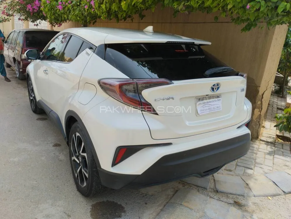 ٹویوٹا سی-ایچ آر 2018 for Sale in کراچی ٹویوٹا سی-ایچ آر 2018 for Sale in کراچی Image-5