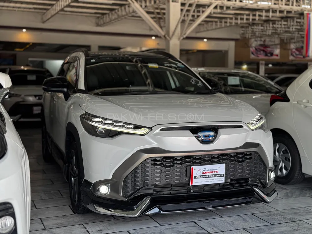 Toyota Corolla Cross 2022 for Sale in Peshawar Image-1