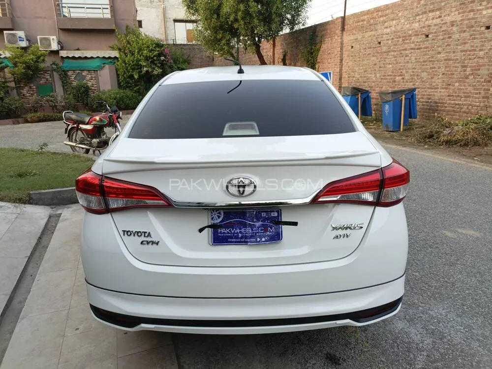 Toyota Yaris Sedan 2023 for Sale in Lahore Toyota Yaris Sedan 2023 for Sale in Lahore Image-6