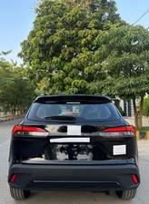 TOYOTA COROLLA CROSS 1.8 HEV X TOP OF THE LINE (1800cc) ZERO METER
Model 2024 | Registered 2024
Black Color
Top of the line
Brand New 
Ready Delivery 
Exchange possible with any car

For inspection
Available at SUPREME CARS
Plot # 151/F,Under Imam heights,Shop no.1&2, Main Khalid Bin Walid Rd, Karachi, Sindh 75400

|  Premium Cars |  Best Prices |  Optimum Performance | 
#supremecarsgang