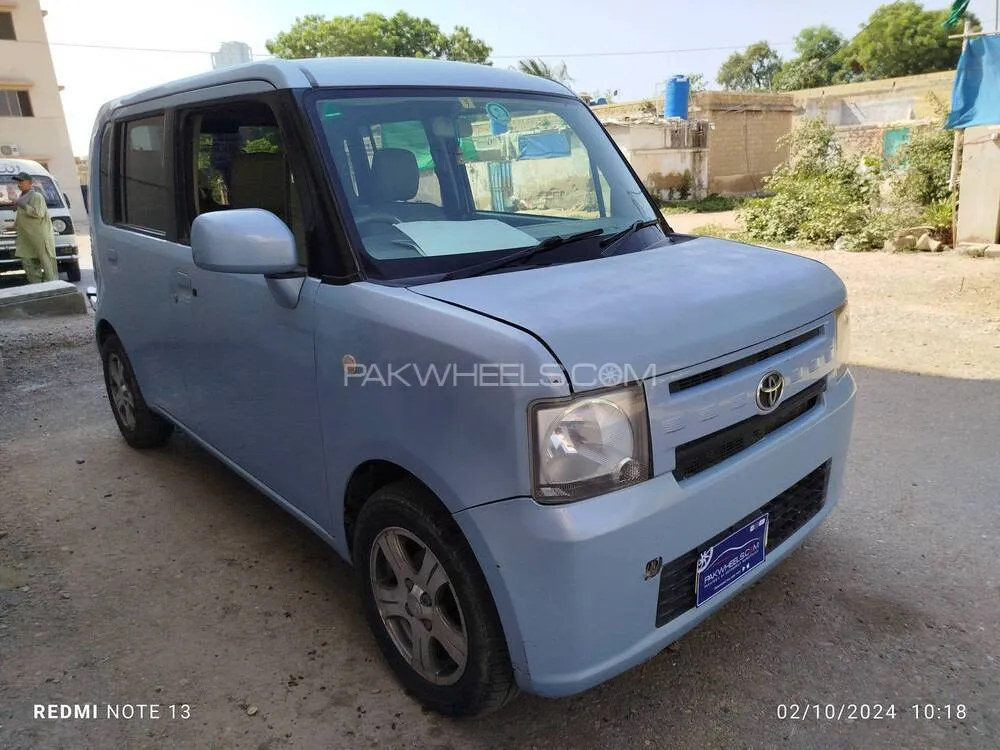 Toyota Pixis Space 2015 for Sale in Karachi Toyota Pixis Space 2015 for Sale in Karachi Image-2