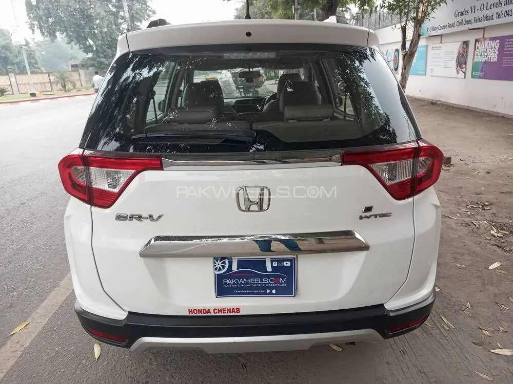 Honda BR-V 2019 for Sale in Faisalabad Honda BR-V 2019 for Sale in Faisalabad Image-6