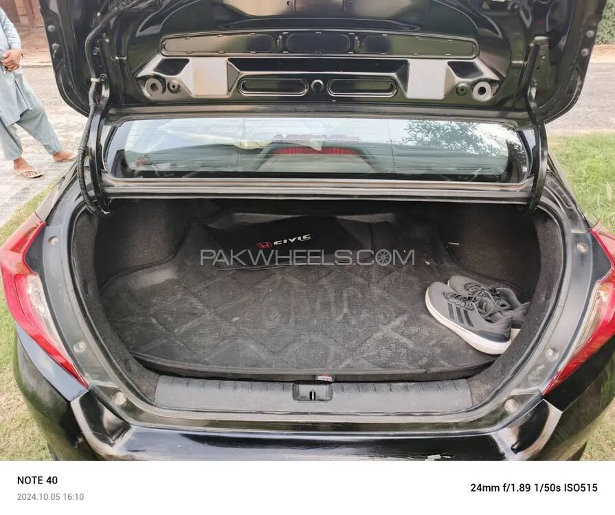 Honda Civic 2017 for Sale in Lahore Honda Civic 2017 for Sale in Lahore Image-7