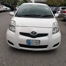 Toyota Vitz 2010 for Sale