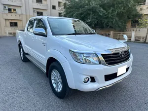 Toyota Hilux Vigo Champ G 2016 for Sale