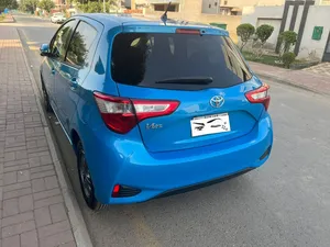 Toyota Vitz 1.0F Safety Edition III 2017 for Sale