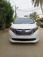 Honda Freed + Hybrid G Honda Sensing 2017 for Sale