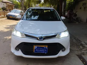 Toyota Corolla Axio Hybrid 1.5 2017 for Sale