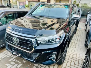 Toyota Hilux Revo V Automatic 2.8 2018 for Sale