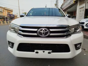 Toyota Hilux Revo V Automatic 2.8 2018 for Sale