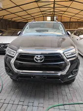 Toyota Hilux Revo V Automatic 2.8 2021 for Sale