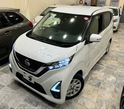 Nissan Dayz Highway Star S hybrid X pro pilot 2021 for Sale