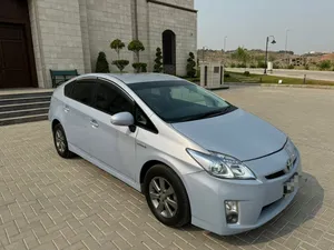 Toyota Prius G Touring Selection 1.8 2011 for Sale