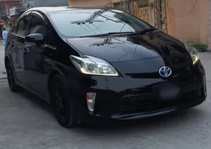 Toyota Prius S LED Edition 1.8 2014 for Sale