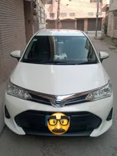 Toyota Corolla Fielder Hybrid G 2018 for Sale