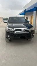 Toyota Hilux Revo V Automatic 2.8 2021 for Sale