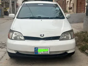 Toyota Platz F 1.0 2000 for Sale